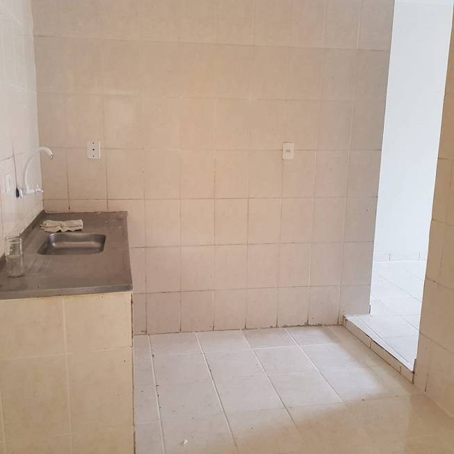 CIDADE ADEMAR- QUARTO, SALA E COZINHA