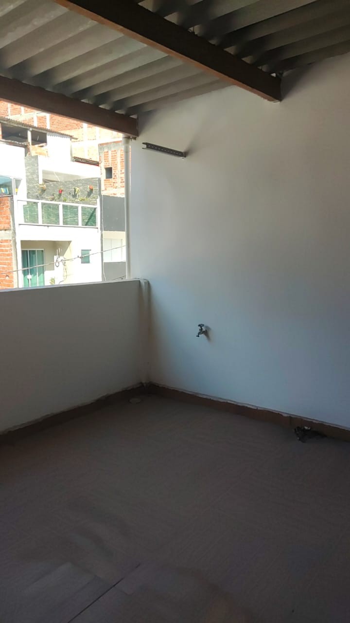 Sobrado 72m² (Condomínio Fechado) - Pedreira
