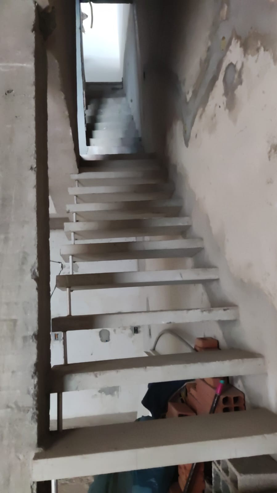 Sobrado 72m² (Condomínio Fechado) - Pedreira