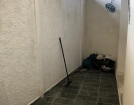 Aluga-se casa de 2 quartos em baixo