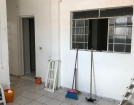 Aluga-se casa de 2 quartos em baixo