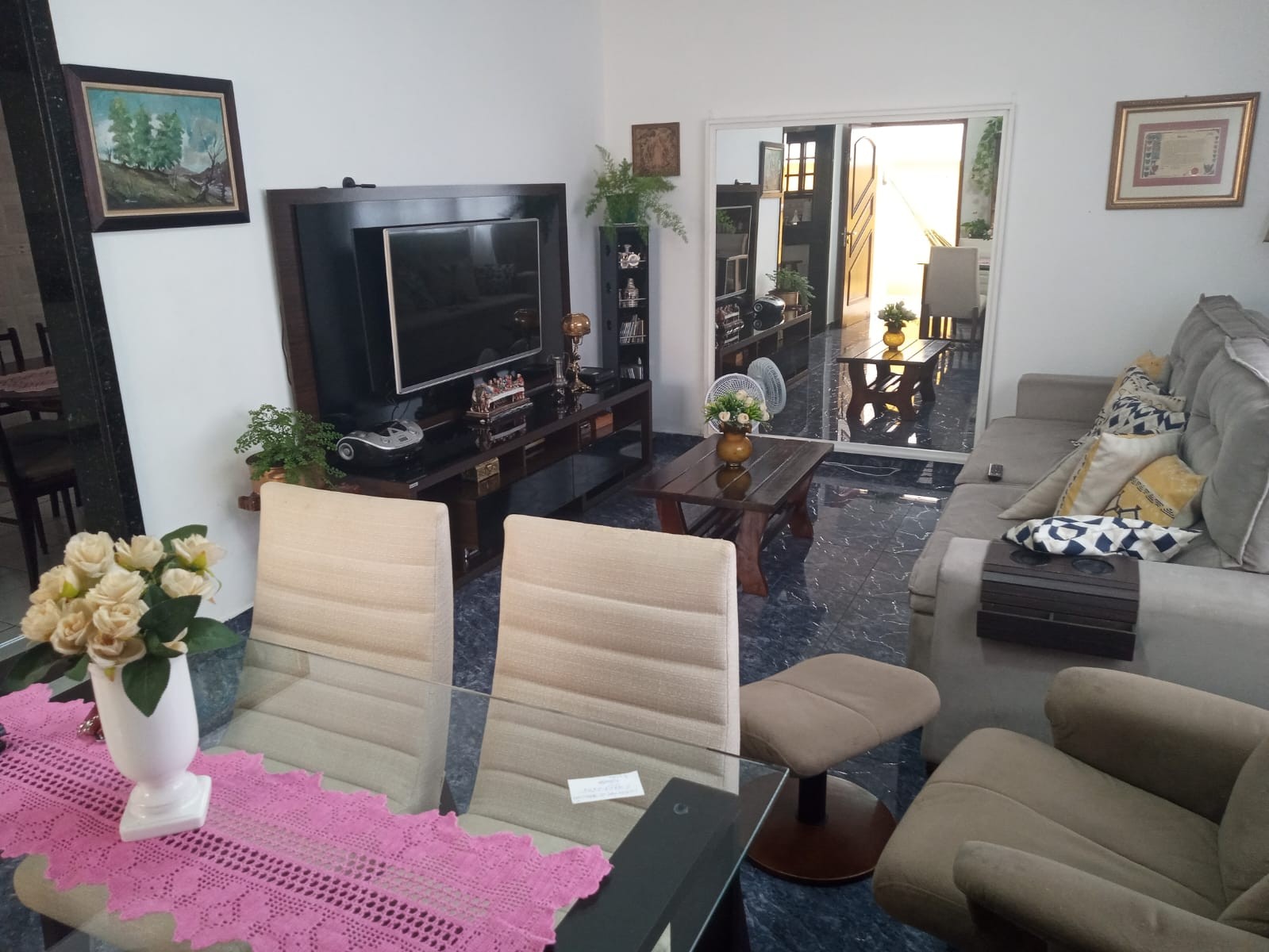 Sobrado 250m² - Jd Domitila
