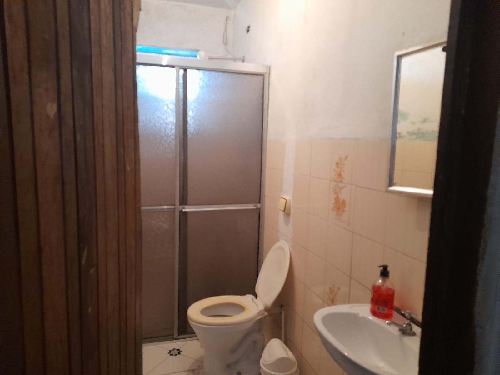 CASA COM 3DORMS- CONTRATO COMPRA E VENDA