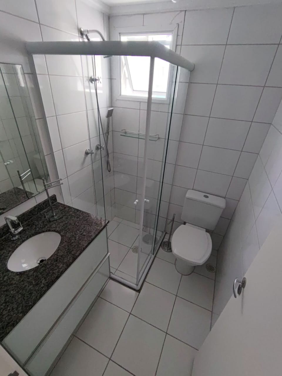 Apartamento com 3 Quartos e 2 banheiros à Venda, 81 m² por R$ 899.000