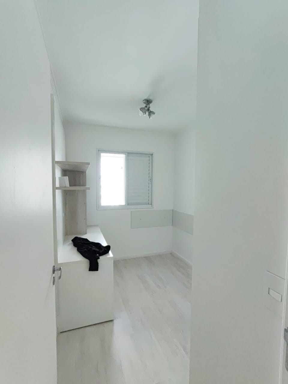 Apartamento com 3 Quartos e 2 banheiros à Venda, 81 m² por R$ 899.000