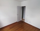 VENDE-SE APARTAMENTO AO LADO DA AVENIDA CUPECÊ