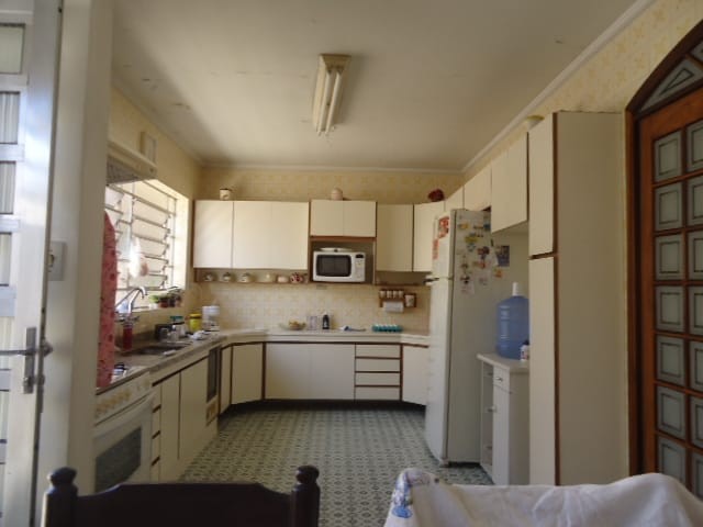 VENDE-SE CASA TÉRREA NO JARDIM CIDÁLIA