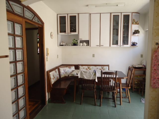 VENDE-SE CASA TÉRREA NO JARDIM CIDÁLIA