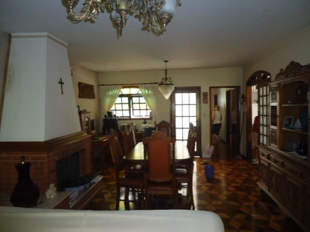 VENDE-SE CASA TÉRREA NO JARDIM CIDÁLIA