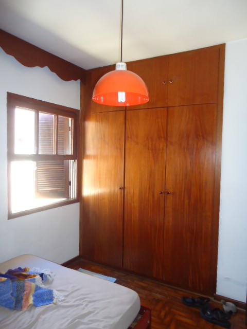 VENDE-SE CASA TÉRREA NO JARDIM CIDÁLIA