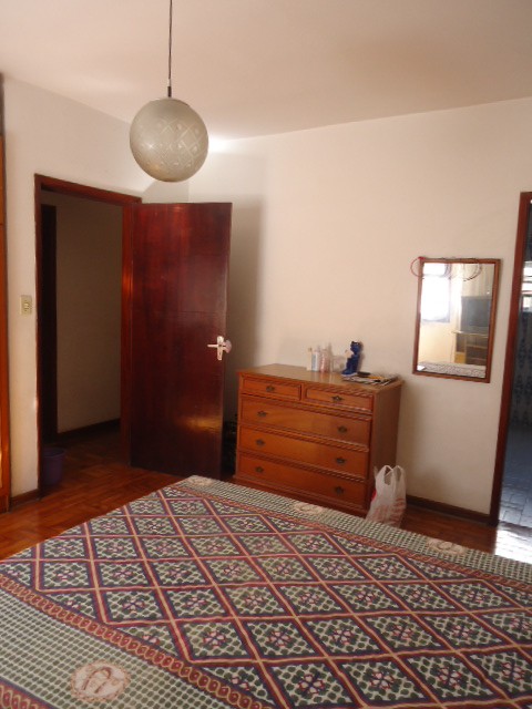 VENDE-SE CASA TÉRREA NO JARDIM CIDÁLIA