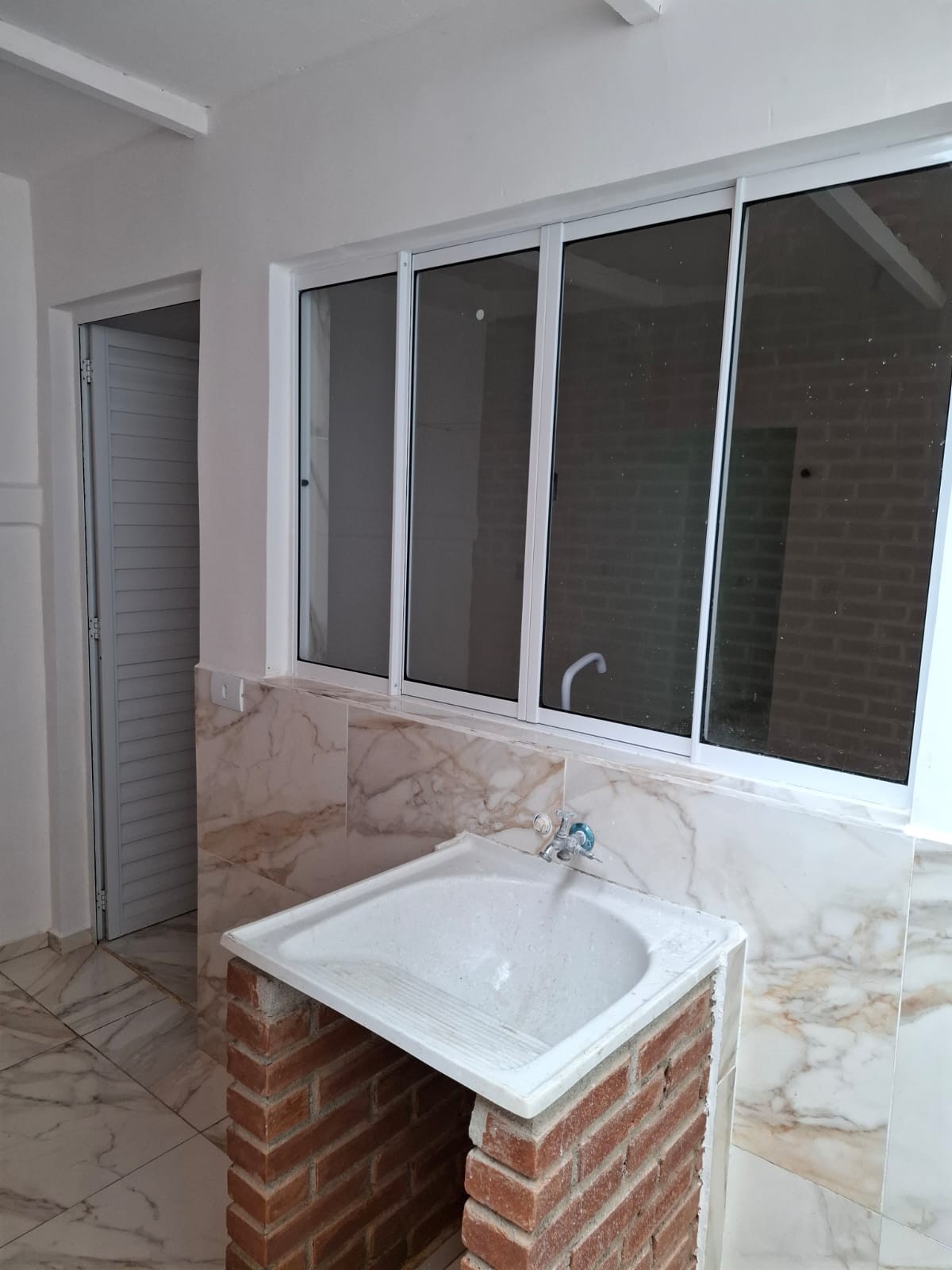 Imóvel para aluguel tem 70 metros quadrados com 2 quartos em Vila do Castelo - São Paulo - SP