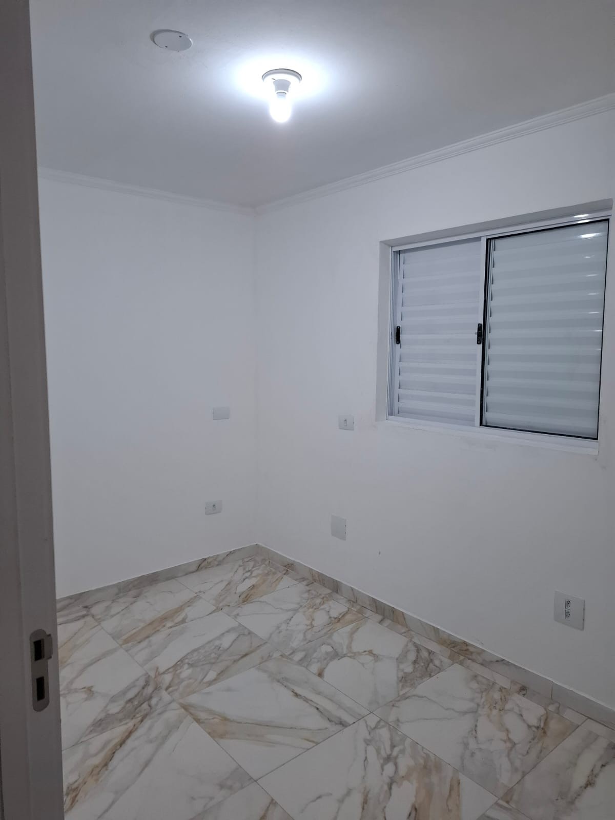 Imóvel para aluguel tem 70 metros quadrados com 2 quartos em Vila do Castelo - São Paulo - SP