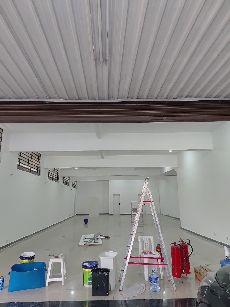 SALÃO COMERCIAL AV. CUPECÊ 200M² + AREA LATERAL