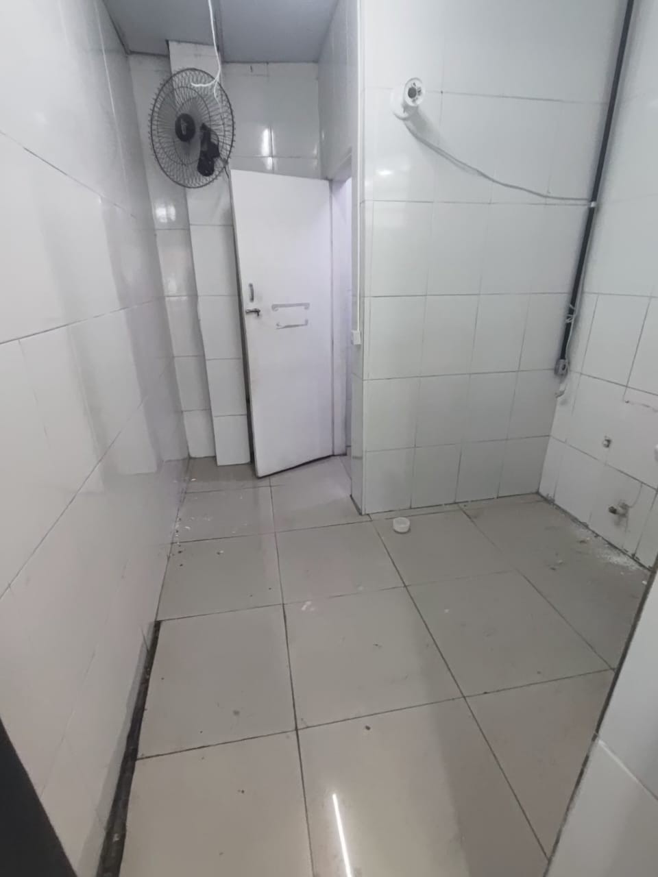 SALÃO COMERCIAL AV. CUPECÊ 200M² + AREA LATERAL