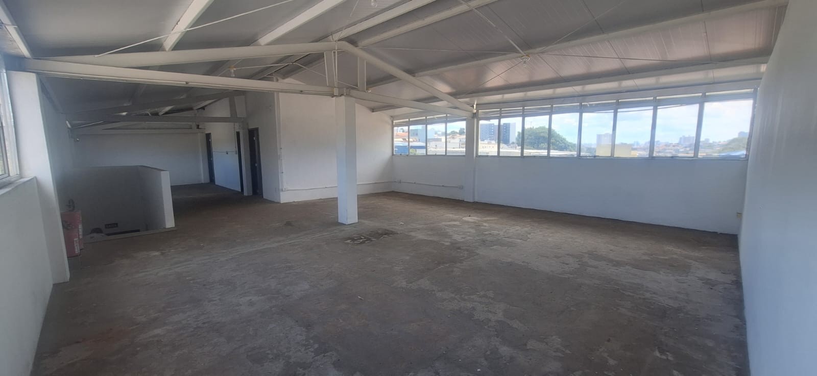 Imóvel para aluguel tem 200 metros quadrados em Cidade Ademar - São Paulo - SP