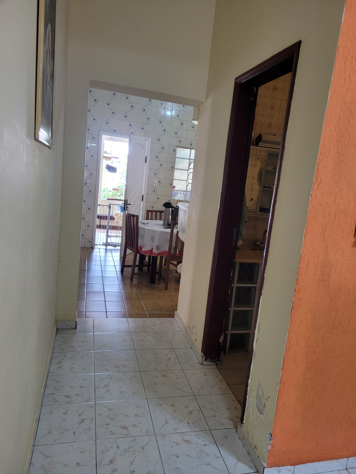 Sobrado com 4 dorms + Salão comercial - 350 m²