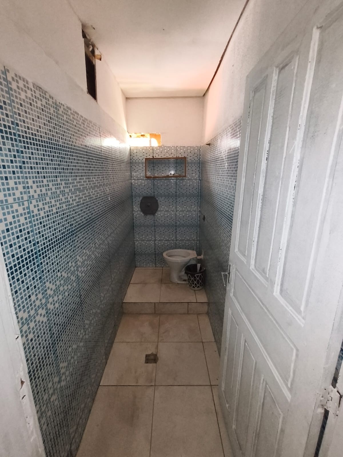 Salão Sobreloja - Av. Yervant Kissajikian, 3264 - Vila Missionaria