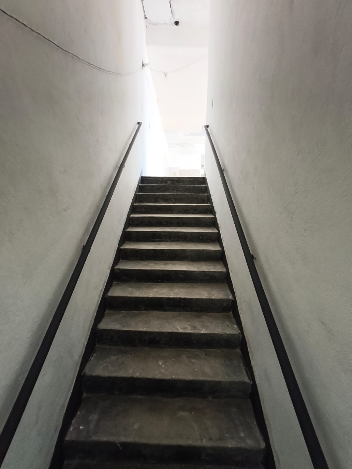 Salão Sobreloja - Av. Yervant Kissajikian, 3264 - Vila Missionaria