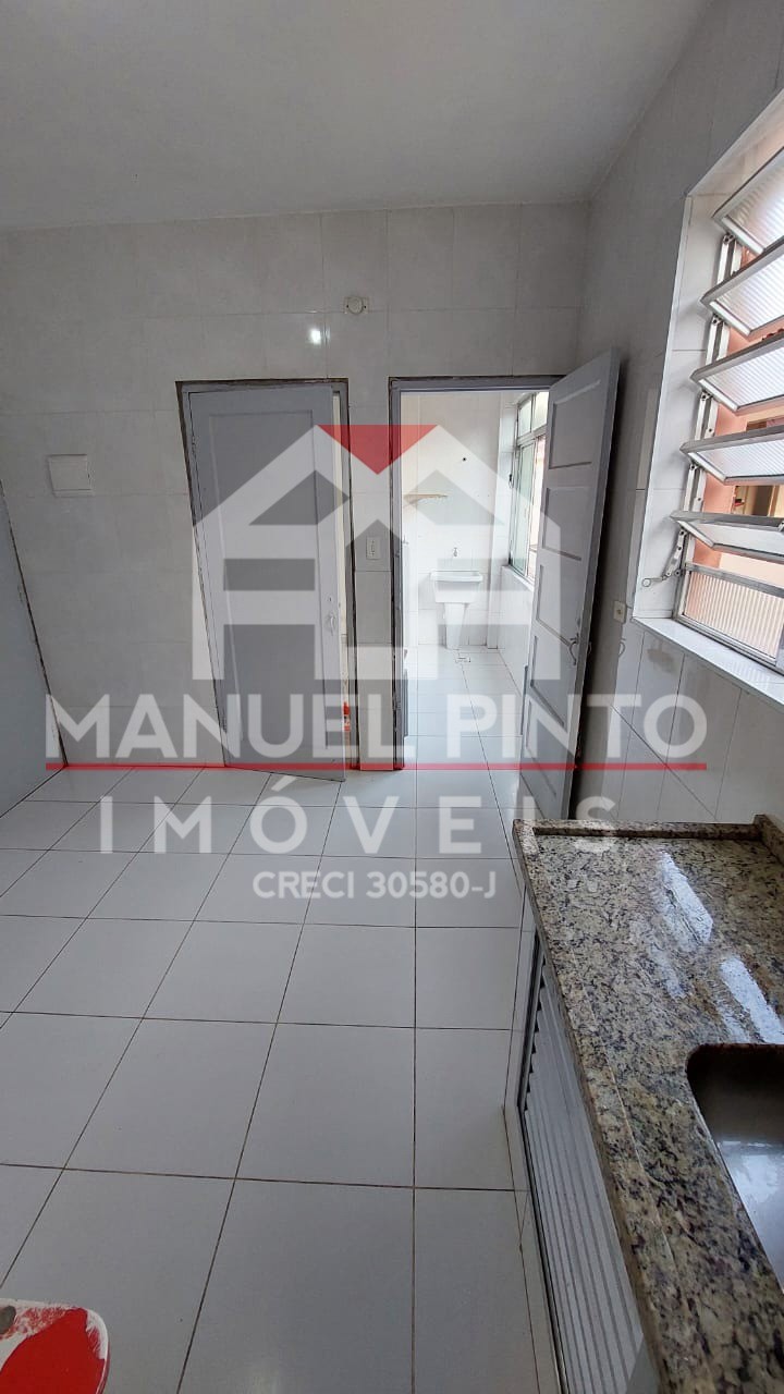 Imóvel para venda possui 64 metros quadrados com 2 quartos em Vila Mathias - Santos - SP