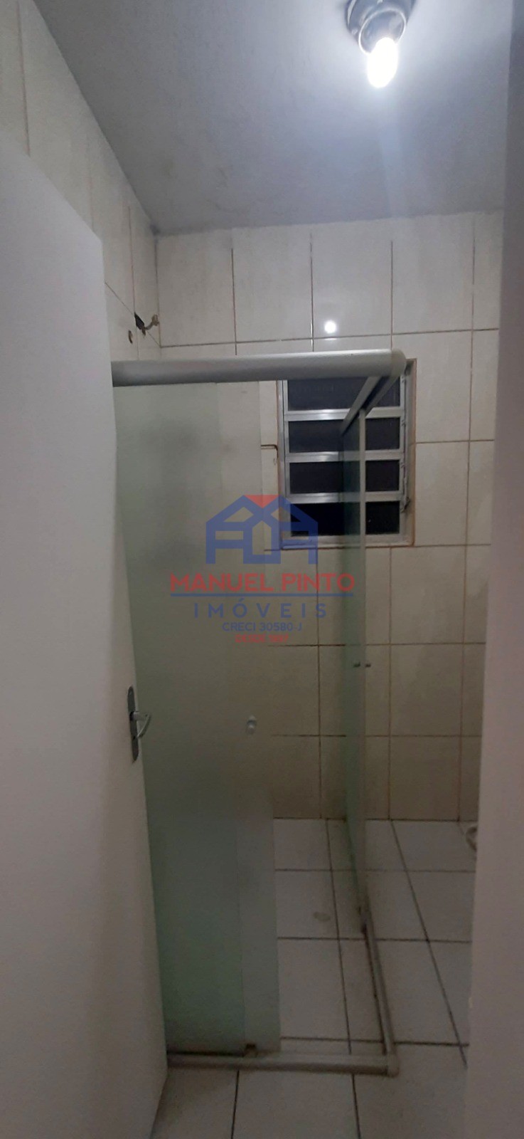 Terreno com 3 casas