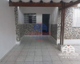 Terreno com 3 casas 